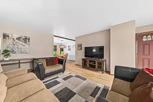 N61W15030 How Ave, Menomonee Falls, WI 53051 - Photo 3