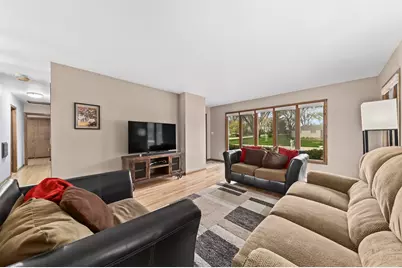 N61W15030  How Ave, Menomonee Falls, WI 53051 - Photo 7