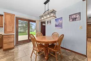 N61W15030 How Ave, Menomonee Falls, WI 53051 - Photo 9