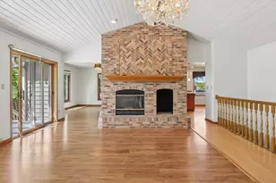 12445 W North Ln, New Berlin, WI 53151 - Photo 7