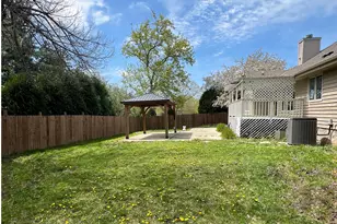 12445 W North Ln, New Berlin, WI 53151 - Photo 27