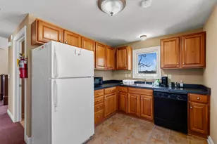6165 N Green Bay Ave, Glendale, WI 53209 - Photo 15