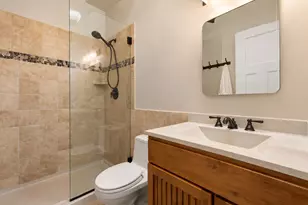 800 Aspen Dr, Fontana, WI 53125 - Photo 33