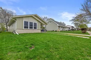 5301 Marboro Dr, Racine, WI 53406 - Photo 23