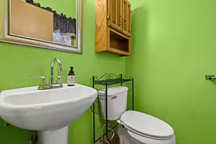 5301 Marboro Dr, Racine, WI 53406 - Photo 19