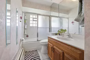 6009 Oriole Ln, Greendale, WI 53129 - Photo 21