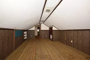 7526 W County Line Rd, Mequon, WI 53092 - Photo 19