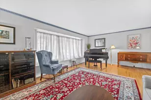 12547 N Jonquil Ct, Mequon, WI 53092 - Photo 5