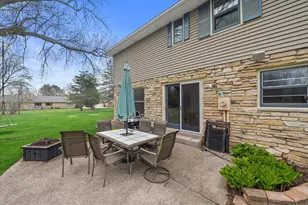 12547 N Jonquil Ct, Mequon, WI 53092 - Photo 37