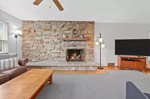 12547 N Jonquil Ct, Mequon, WI 53092 - Photo 15