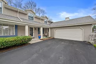 12547 N Jonquil Ct, Mequon, WI 53092 - Photo 3