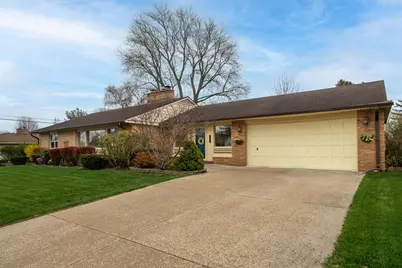 321  Lakecrest Dr, Racine, WI 53402 - Photo 25