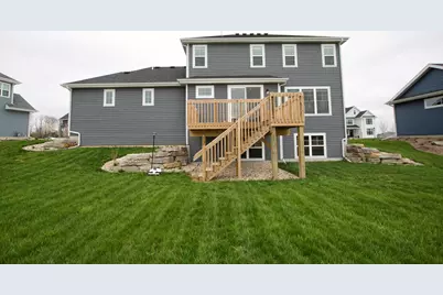 10601 N Tree Sparrow Dr, Mequon, WI 53097 - Photo 5