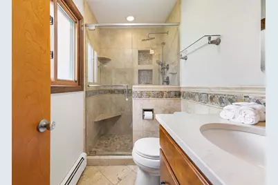 8480 N Indian Creek Pkwy, Fox Point, WI 53217 - Photo 27