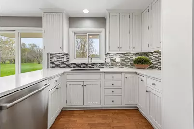 8480 N Indian Creek Pkwy, Fox Point, WI 53217 - Photo 3