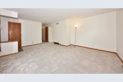 5760 W Betty Ln, Brown Deer, WI 53223 - Photo 9