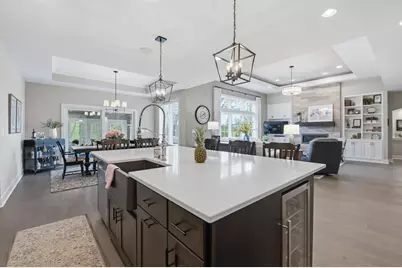 236  Four Winds Ct, Hartland, WI 53029 - Photo 7