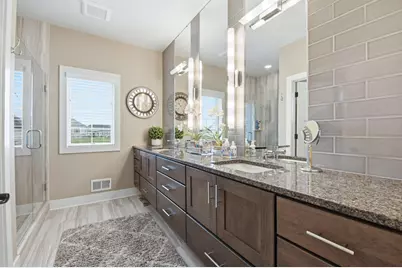 236  Four Winds Ct, Hartland, WI 53029 - Photo 13
