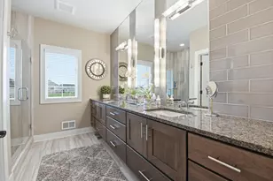 236 Four Winds Ct, Hartland, WI 53029 - Photo 13