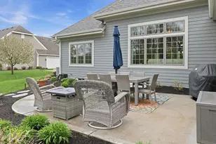 236 Four Winds Ct, Hartland, WI 53029 - Photo 31
