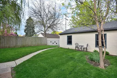 3041 N 78th St, Milwaukee, WI 53222 - Photo 39