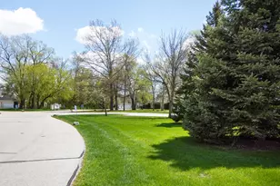 W398N5983 Autumn Woods Dr, Oconomowoc, WI 53066 - Photo 29