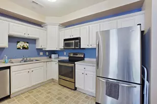 W398N5983 Autumn Woods Dr, Oconomowoc, WI 53066 - Photo 11