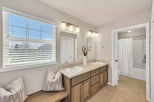 7850 W Mourning Dove Ln, Mequon, WI 53097 - Photo 27