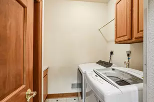 398 Oneida St, Delafield, WI 53018 - Photo 29
