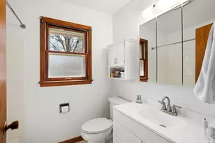 4133 Lexington Ave, Racine, WI 53404 - Photo 13