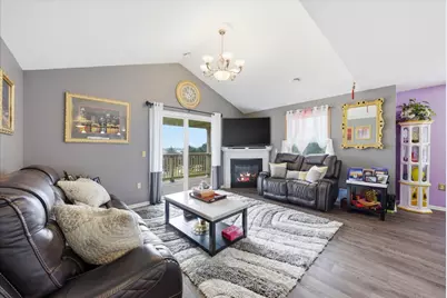 1664  New Port Vista Dr #1664, Port Washington, WI 53074 - Photo 5