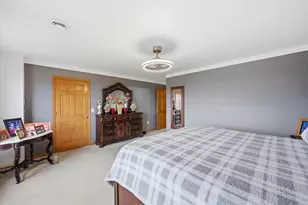 1664 New Port Vista Dr, Port Washington, WI 53074 - Photo 15