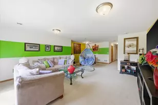 1664 New Port Vista Dr, Port Washington, WI 53074 - Photo 23