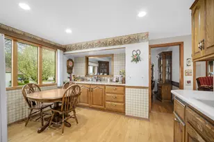 2201 S 74th St, West Allis, WI 53219 - Photo 11