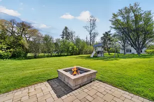 1044 W Jonathan Ln, Bayside, WI 53217 - Photo 27