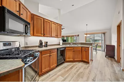 133 S 2nd St, Oostburg, WI 53070 - Photo 5
