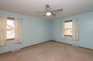 8160 S Wildwood Dr, Oak Creek, WI 53154 - Photo 31