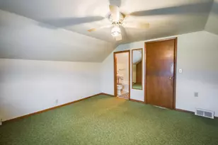1019 S 25th St, Manitowoc, WI 54220 - Photo 31