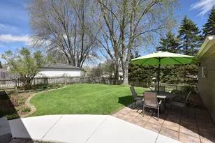 220 Judge Dr, Saukville, WI 53080 - Photo 19