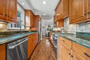 4485 N Lake Dr, Shorewood, WI 53211 - Photo 9