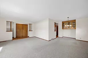 7002 W Lindner Dr, Franklin, WI 53132 - Photo 23