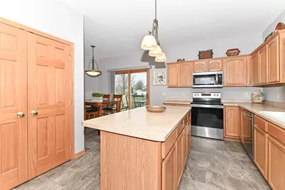 1736  Raintree Ln #47, Racine, WI 53406 - Photo 13