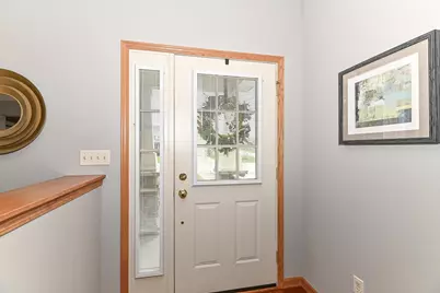 1736  Raintree Ln #47, Racine, WI 53406 - Photo 5