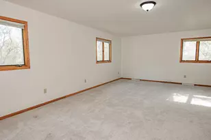 16208 Denzer Rd, Rollingstone, MN 55959 - Photo 11