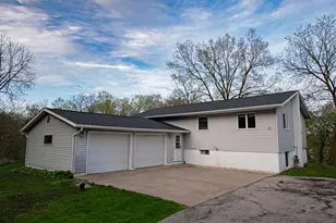 16208 Denzer Rd, Rollingstone, MN 55959 - Photo 29