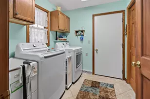 910 St Andrews Old, Racine, WI 53185 - Photo 21