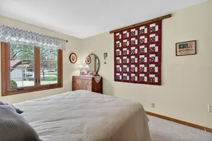 910 St Andrews Old, Racine, WI 53185 - Photo 19