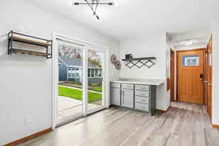 1216 S 114th St, West Allis, WI 53214 - Photo 7