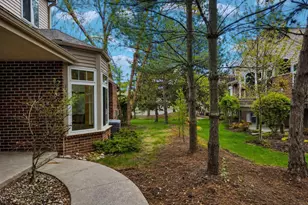 18241 W Wisconsin Ave, Brookfield, WI 53045 - Photo 39