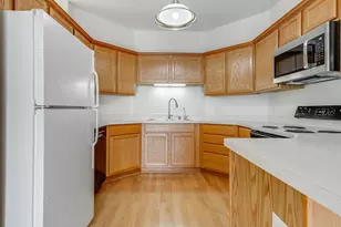 18241 W Wisconsin Ave, Brookfield, WI 53045 - Photo 13